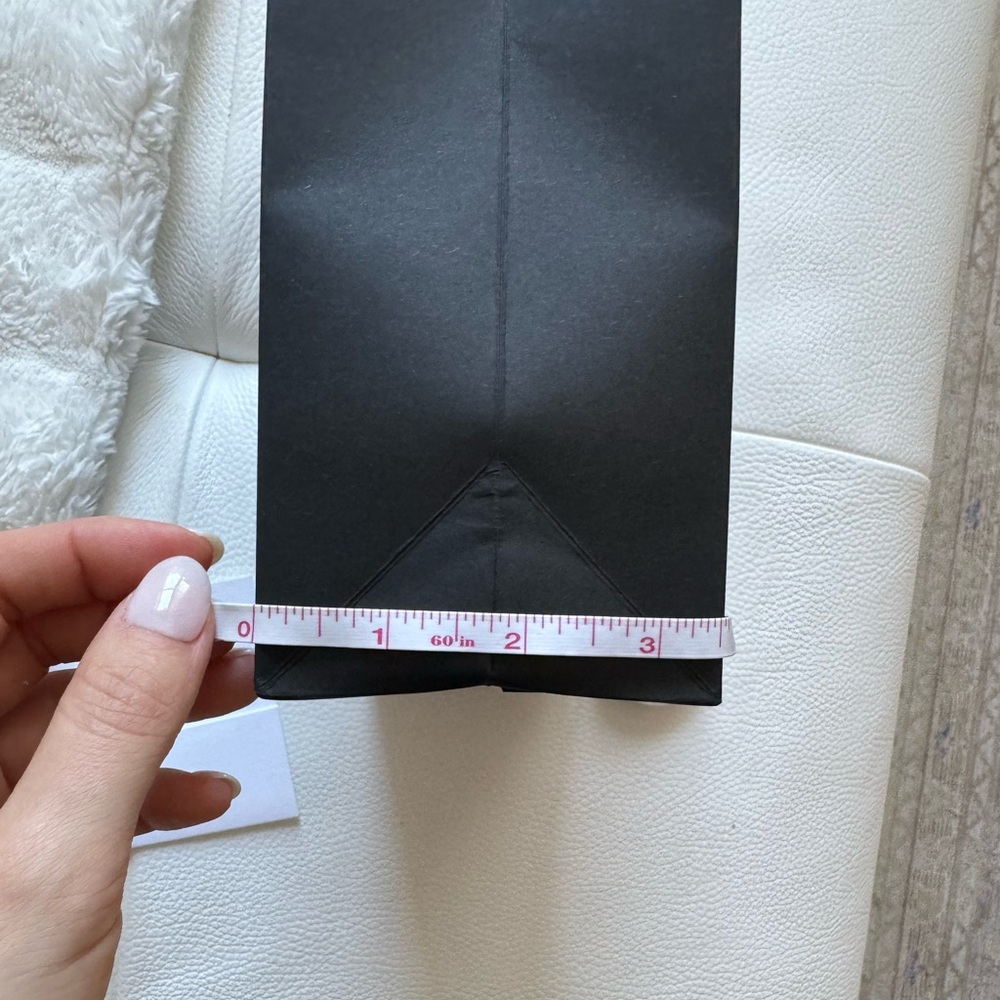 Chanel Medium Boutique Paper Bag - Picture 6 of 8